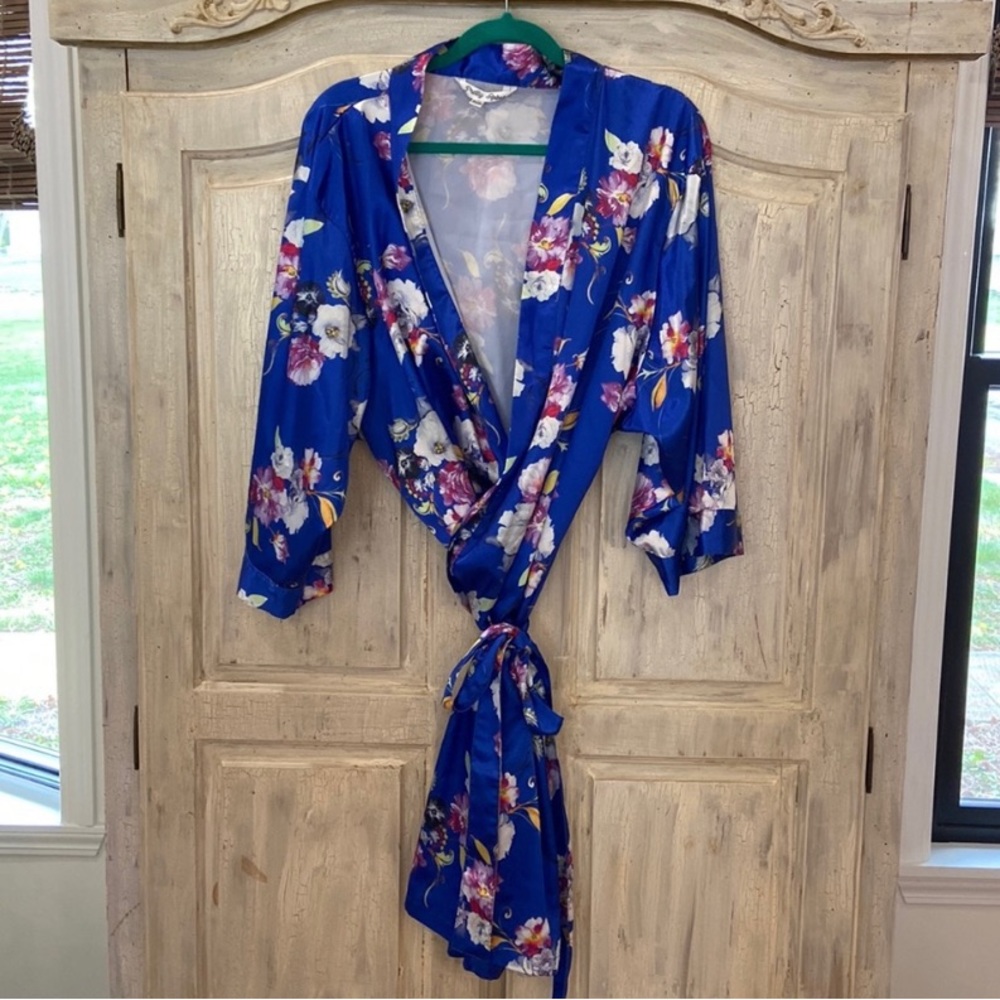 Beautiful Floral Robe